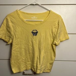 Hollister t shirt. Size medium. Brand new just wrinkly from being in bag.